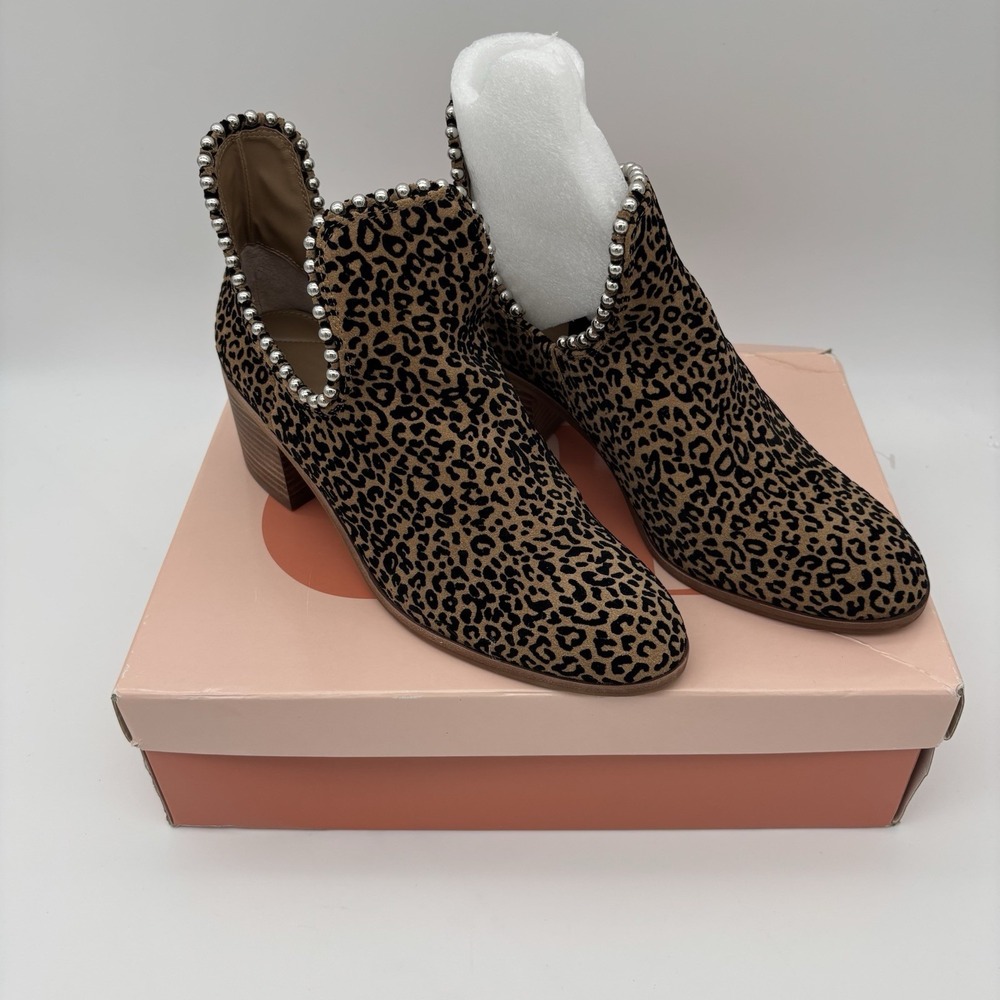Giani Bini Babalu Shoes Womens Sz 10 Leopard Print Studded Western Booties NIB